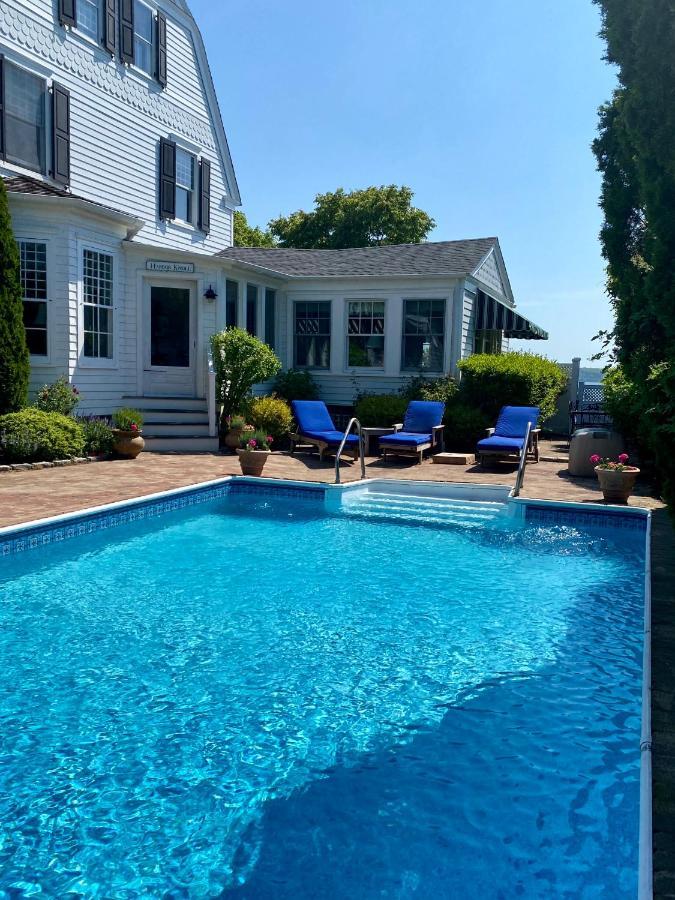 Harbor Knoll Bed And Breakfast グリーンポート エクステリア 写真