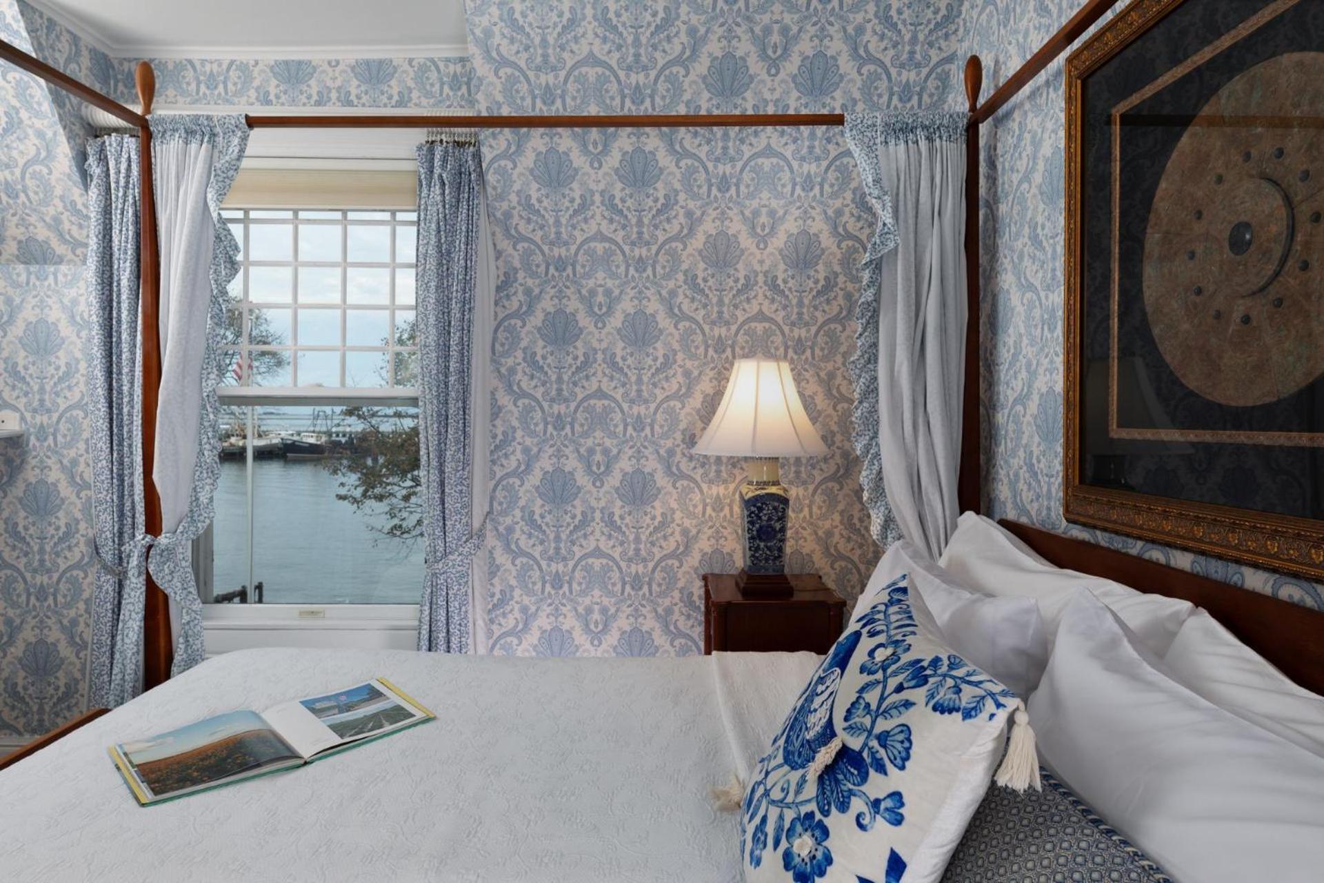 Harbor Knoll Bed And Breakfast グリーンポート エクステリア 写真