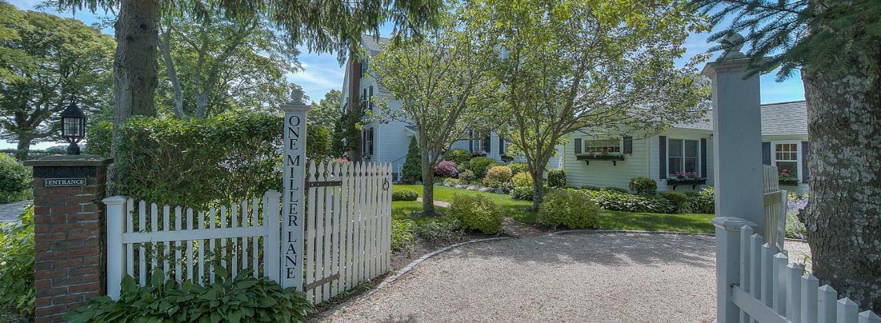 Harbor Knoll Bed And Breakfast グリーンポート エクステリア 写真