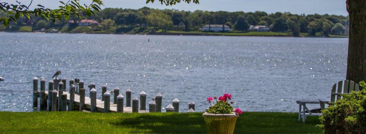 Harbor Knoll Bed And Breakfast グリーンポート エクステリア 写真